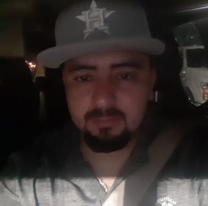 Meet your Posher, Javier